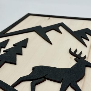 Tableau en bois – relief – Cerf et Montagnes
